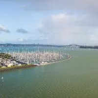 Ocean Breeze Hotel, hotell i Auckland