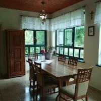 Nyugalomsziget: Kötcse şehrinde bir otel