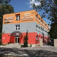 Airport Szálló, hotel en Tököl