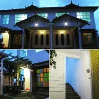 Andalus beach residence, hotel v destinácii Marang