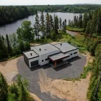 Les Chalets du Lac Serein --Serein--, hotel a Saint Ludger de Milot