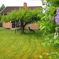 The Cozy Little House, hotel di Motala