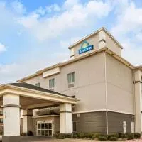 Days Inn & Suites by Wyndham Mineral Wells, hotel em Mineral Wells