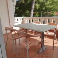 Apartmani Lončar、ブレラのホテル