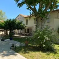 Mas des Cigognes, hotel a Le Thor
