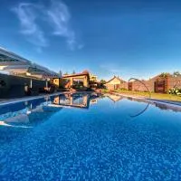 Madison Village โรงแรมในคิชวาร์ดา