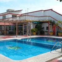 Hotel y Bungalows Monteverde: Chachalacas'ta bir otel