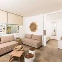 Konstantinou Deluxe Apartments, Hotel in Skala Marion