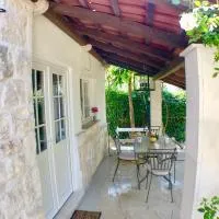 Apartments Lucy, viešbutis mieste Milna