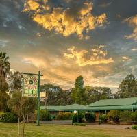 Deniliquin Country Club Motor Inn, Hotel in der Nähe vom Flughafen Deniliquin - DNQ, Deniliquin