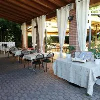 Albergo Villa Eva, hotel u gradu 'Costermano'