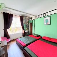 Homestay Xì Trum โรงแรมใกล้สนามบินนานาชาติดานัง - DADในดานัง