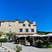 Auberge du Vieux Château, hotel v mestu Cabris