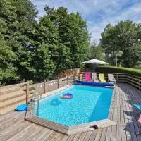 Gite du Moulin Toucan, hotel en Berneuil