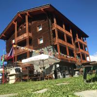 Edelweiss Hotel Champoluc，尚波呂克的飯店