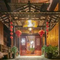 リッジ イン（Ridge Inn）、竜勝のホテル