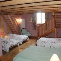COMME UN COQ EN PÂTE, hotel sa Bourg-le-Comte