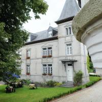Chateau De Strainchamps, отель в городе Fauvillers