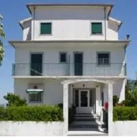 Hotel Novo Dia, מלון במדה