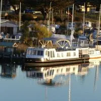 Swamp Fox luxury 2BR Dutch Barge, hotel em Goolwa