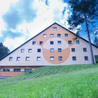 스브라드카에 위치한 호텔 HOTEL SVRATKA