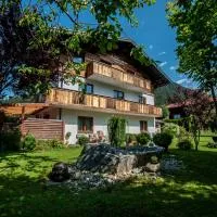 亞歷山德拉公寓，維爾芬翁的飯店