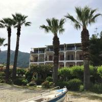 Palm Trees Hotel, hotel in Nydri