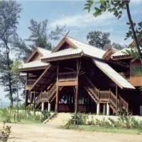 Ruen Thai Rim Haad, hotell sihtkohas Klaeng
