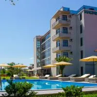 Magnetic Resort Ureki، فندق في يوريكي
