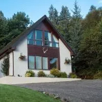 Lann Dearg Studios, hotel i Invermoriston