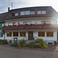 Landhotel Graf، فندق في شلينغين