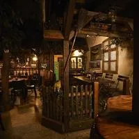 Restaurant & Pension Rüssel - Pub, hotel u gradu Zangerhauzen