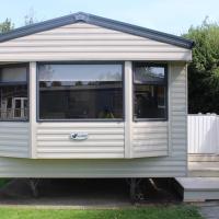 3 Bedroom Caravan - Thorpe Park Haven in Cleethorpes, hotel in Humberston
