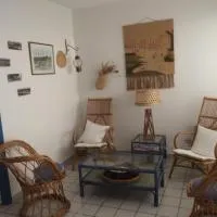 appartement T3 très fonctionnel et central au Cap Ferret: Cap-Ferret şehrinde bir otel