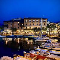 Albergo Gardesana, hotell i Torri del Benaco