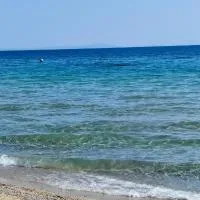 luxrooms, hotel v destinaci Ofrynio