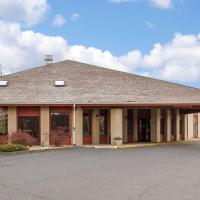 Quality Inn Macomb near University Area, hotel near Galesburg Municipal - GBG, Macomb
