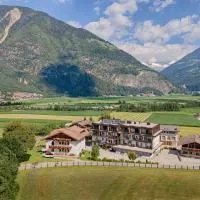 Hotel Mair, viešbutis mieste Kampo Turesas