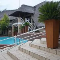 The Waterfront Country Lodge, מלון בואלויו