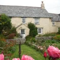 Higher Tresmorn Farm, hotell i Crackington Haven