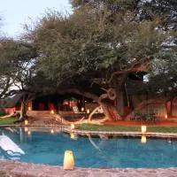 Camelthorn Kalahari Lodge、Hoachanasのホテル