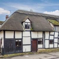 Cotswold Thatched Cottage