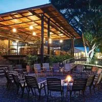 Rorkeʼs Drift में, होटल Fugitives Drift Lodge