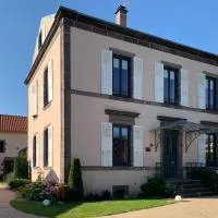 L'Enclos de Ribains, hotel v destinaci Aubière