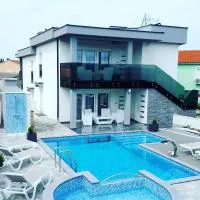 LUXURY VILLA BEGANOVIC-VRH, hotell sihtkohas Vrh