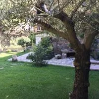 Number 10 Locanda B&B, hotel u gradu Belvedere Langhe