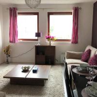 Beautiful Self-Catering 2 Bed Apartment with Free Parking 10 Minutes to City Centre