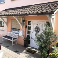 Kleine Auszeit, hotel v destinaci Neunkirchen