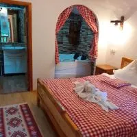 CABANUTE si CAMPING DRACULA, hotel a Căpăţîneni-Pămînteni