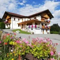 Viesnīca Pension- Appartement Kristall pilsētā Tropolaha